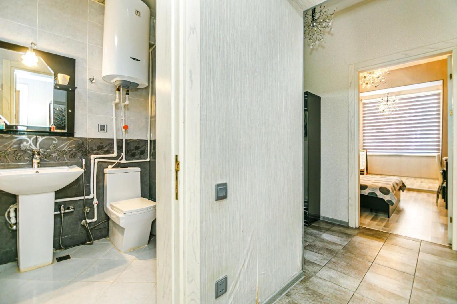 Azneft Square Deluxe Apartment Bakü Dış mekan fotoğraf