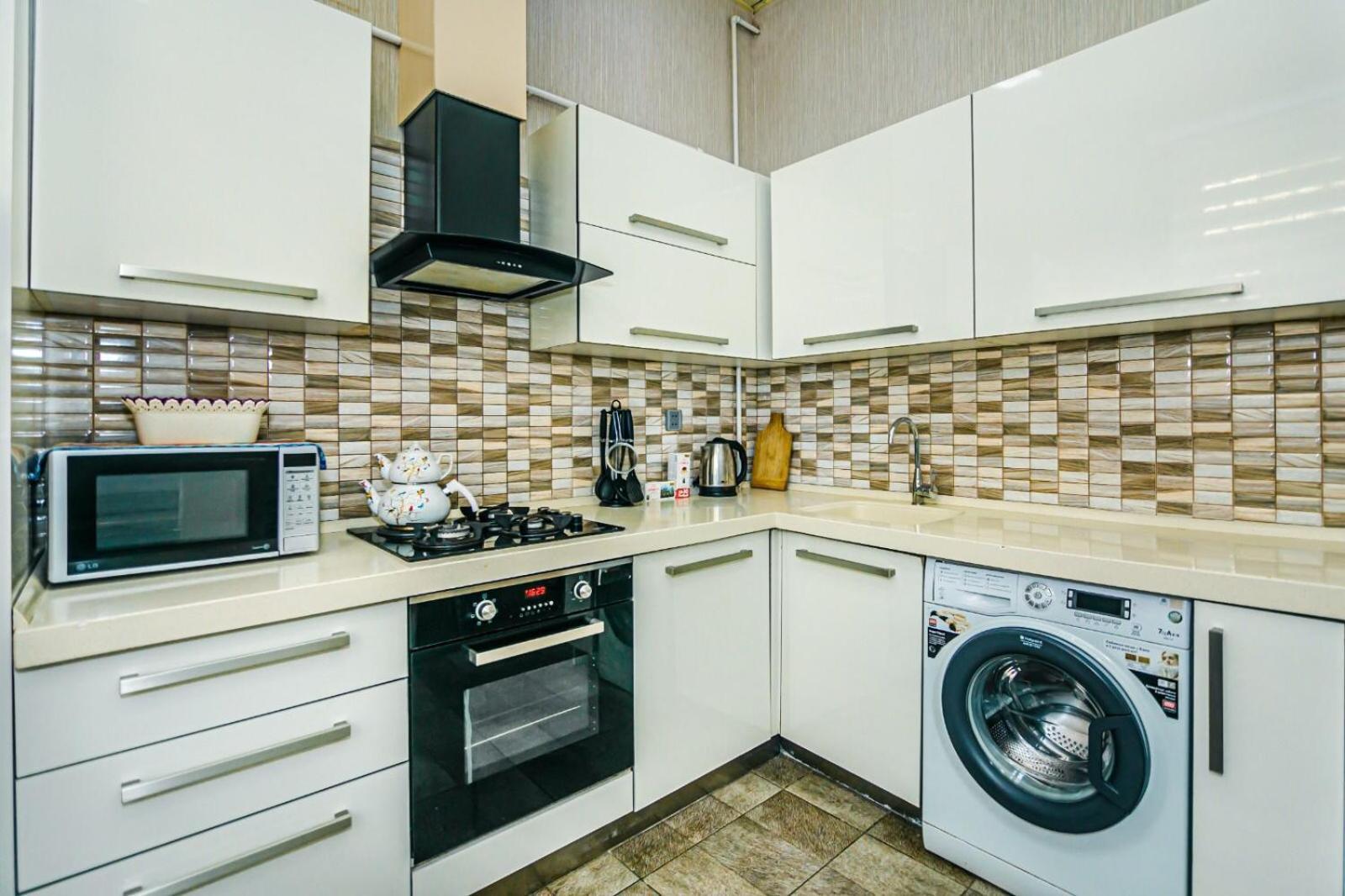 Azneft Square Deluxe Apartment Bakü Dış mekan fotoğraf