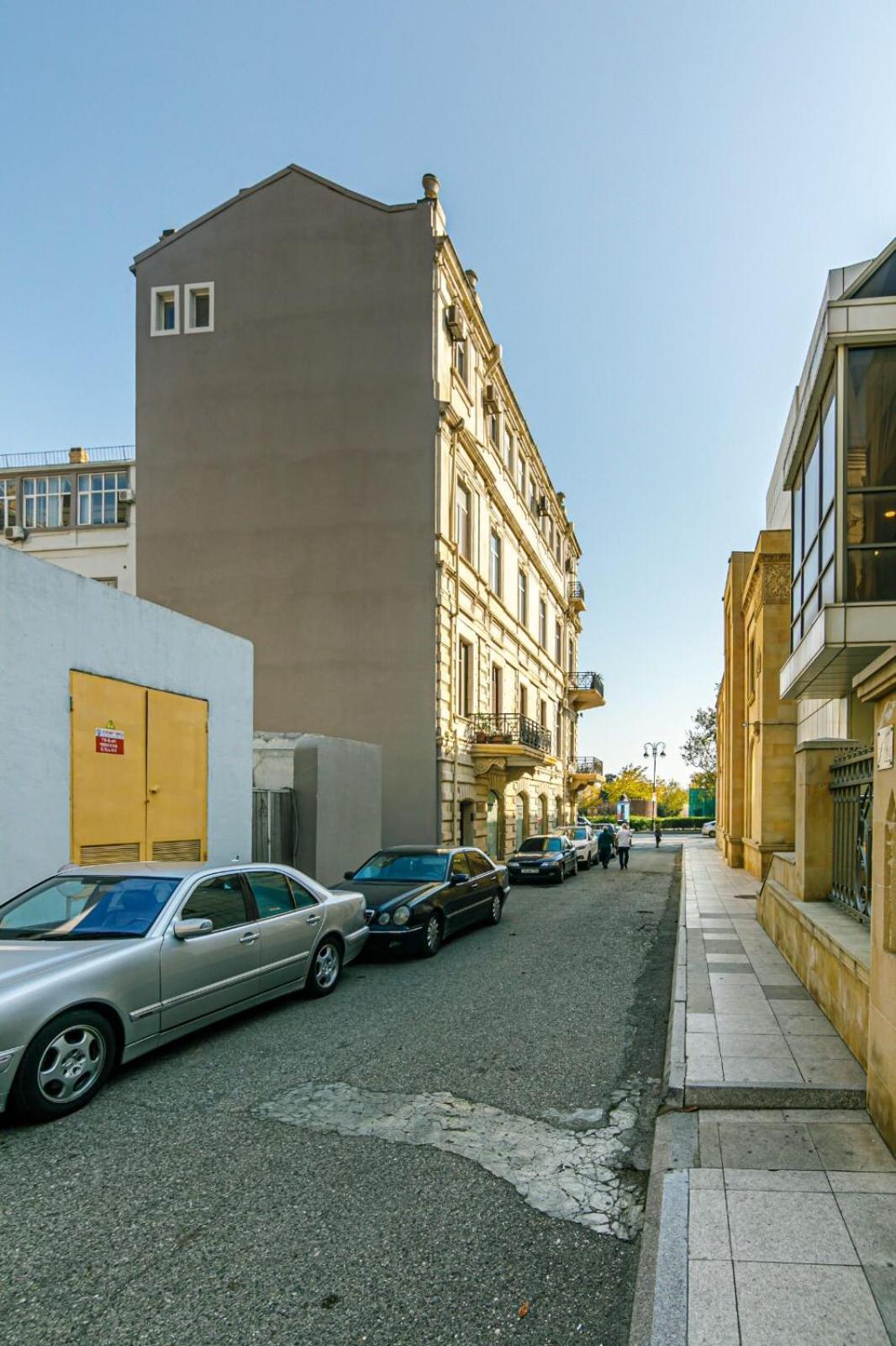 Azneft Square Deluxe Apartment Bakü Dış mekan fotoğraf
